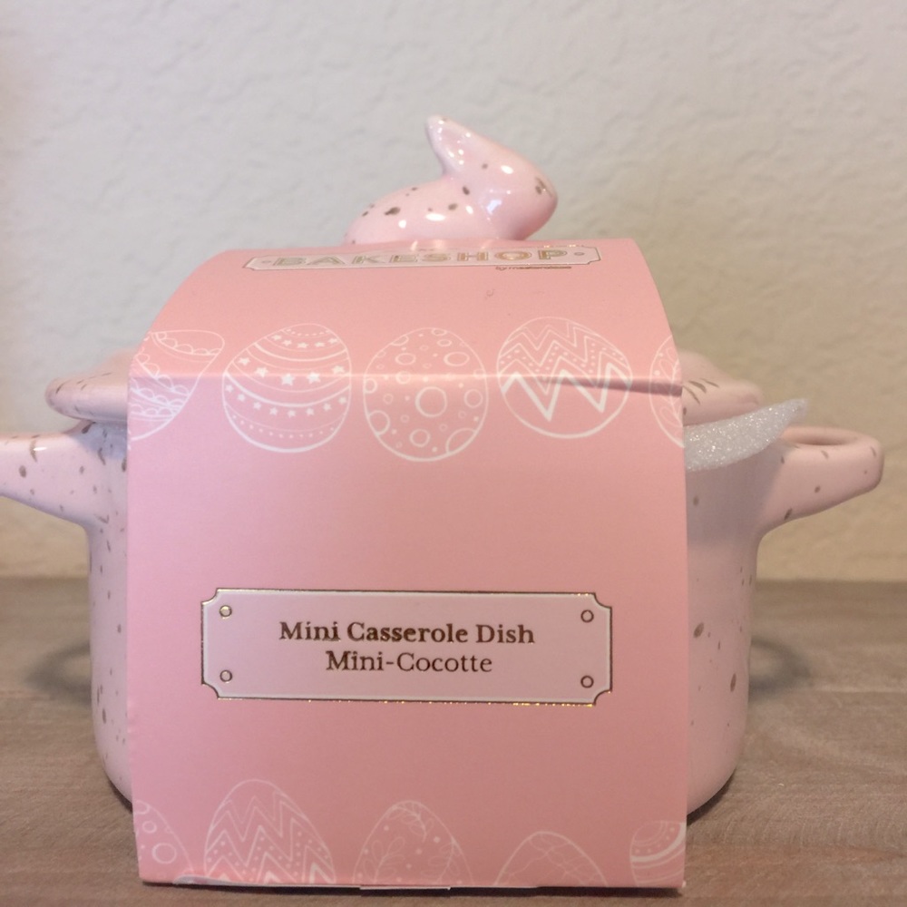 Masterclass Bake Shop Pink casserole cocotte bunny